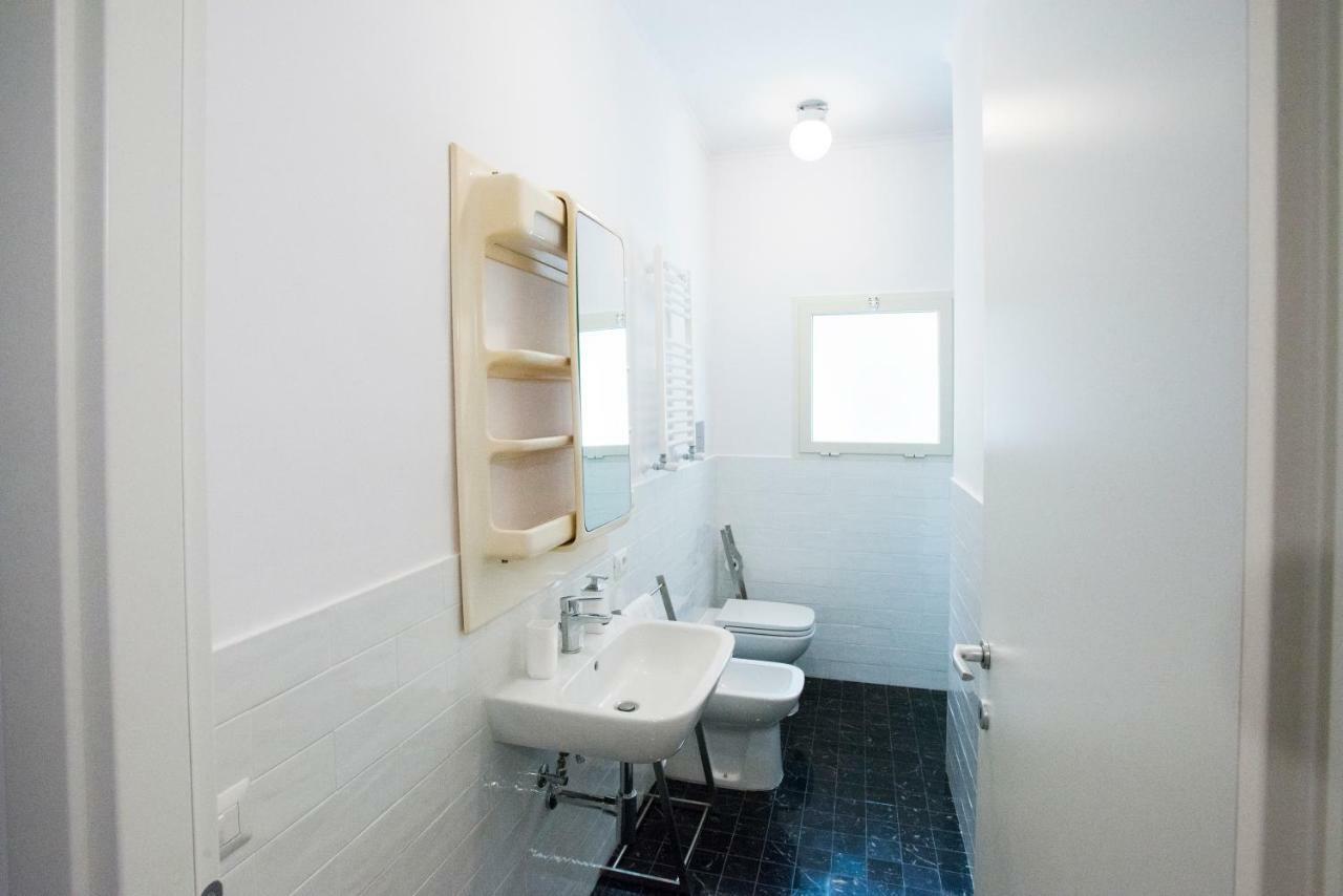 Interno16Holidayhome نابولي المظهر الخارجي الصورة